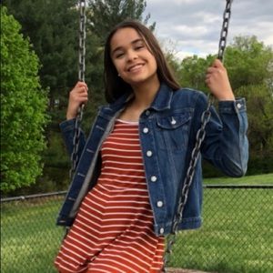 Meet your Posher, Leilani